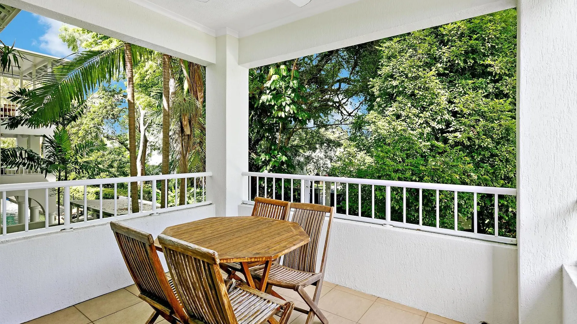 Hotel Mantra Portsea Port Douglas